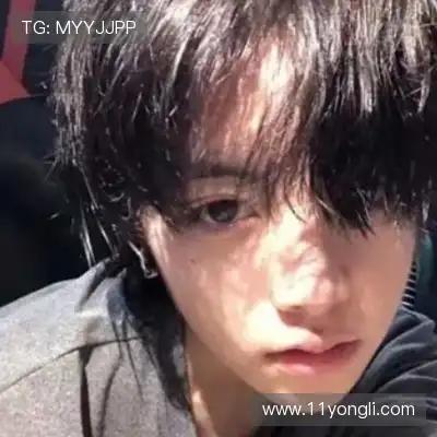 李然
